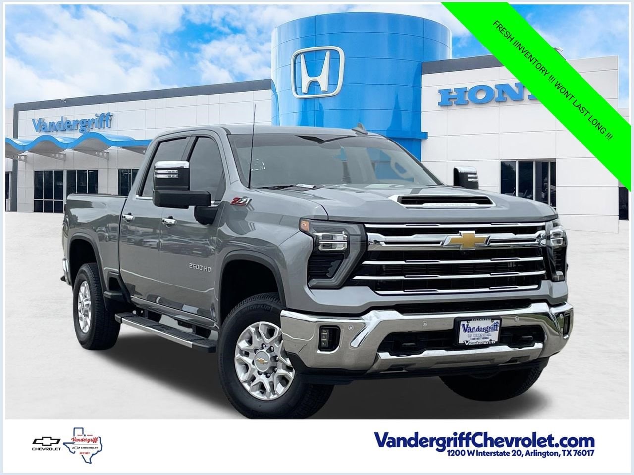 2025 Chevrolet Silverado HD LTZ 4WD Crew Cab Standard Box's photo