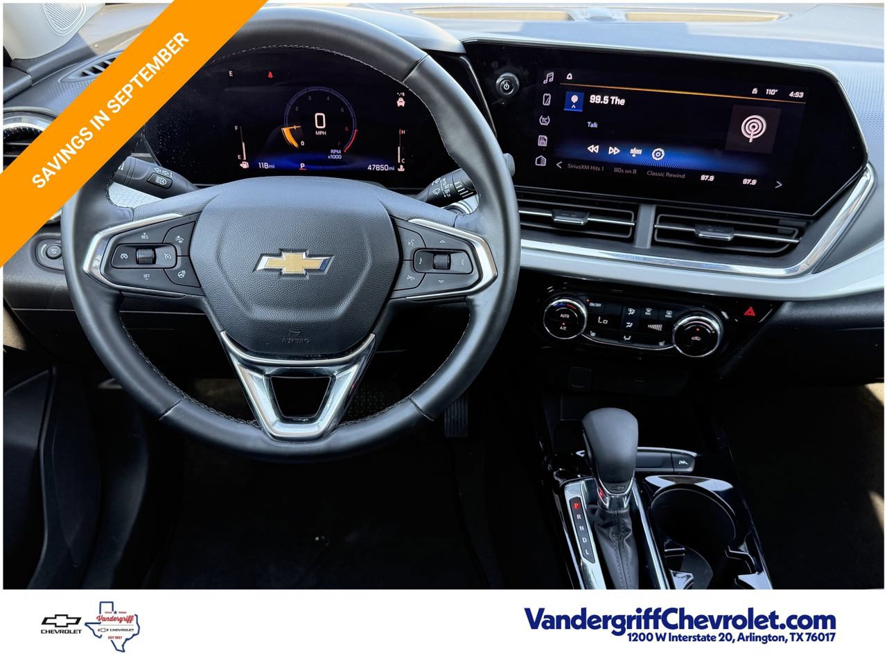 2025 Chevrolet Trax LT - Photo 11