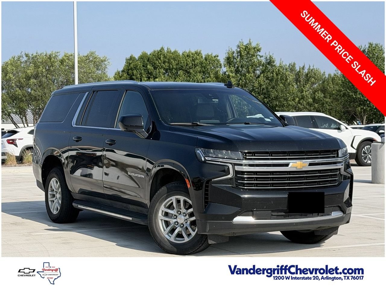 2024 Chevrolet Suburban LT - Photo 2