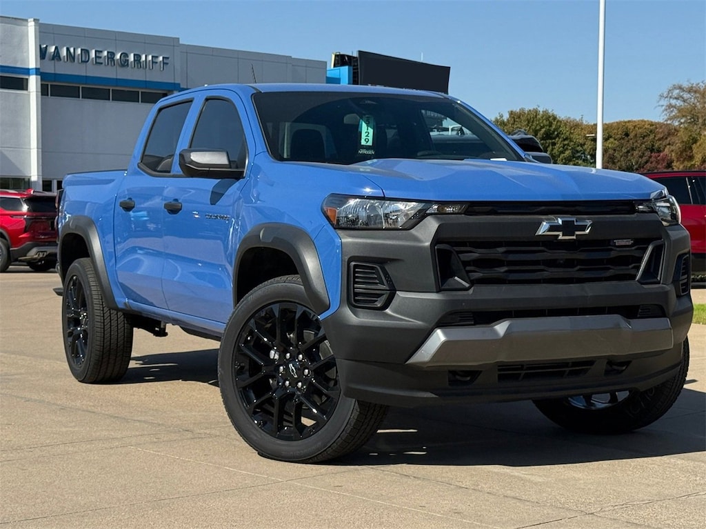 New 2025 Chevrolet Colorado Trail Boss Truck Crew Cab