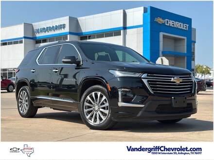 2023 Chevrolet Traverse Premier SUV
