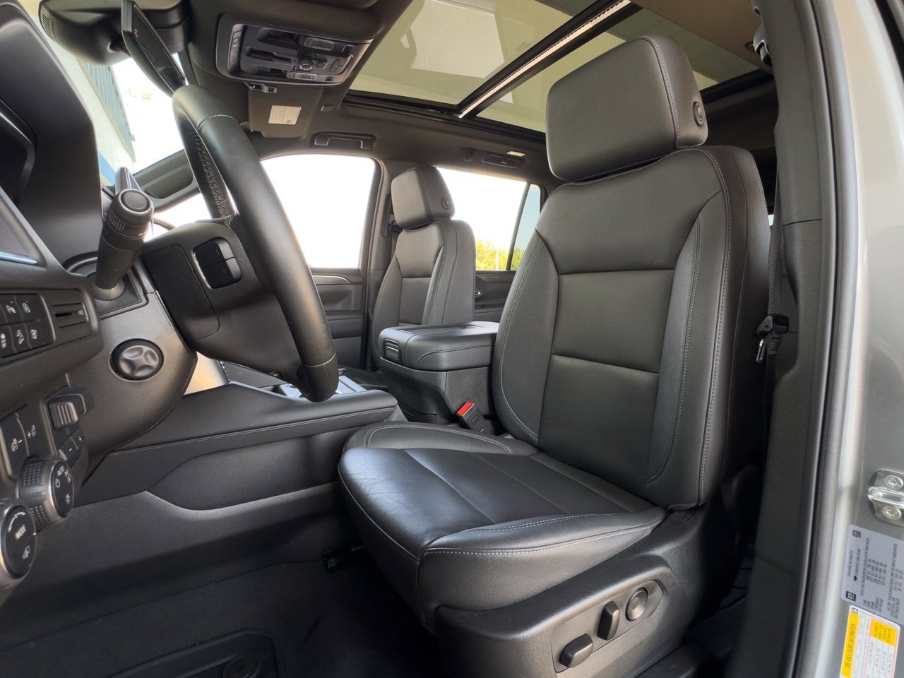 2024 Chevrolet Tahoe Z71 photo 4