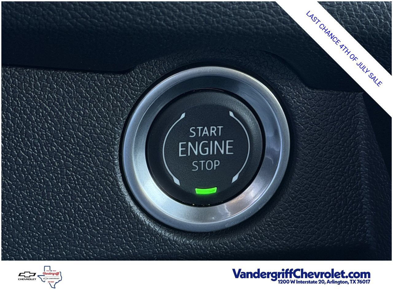 2025 Chevrolet Traverse LT - Photo 20