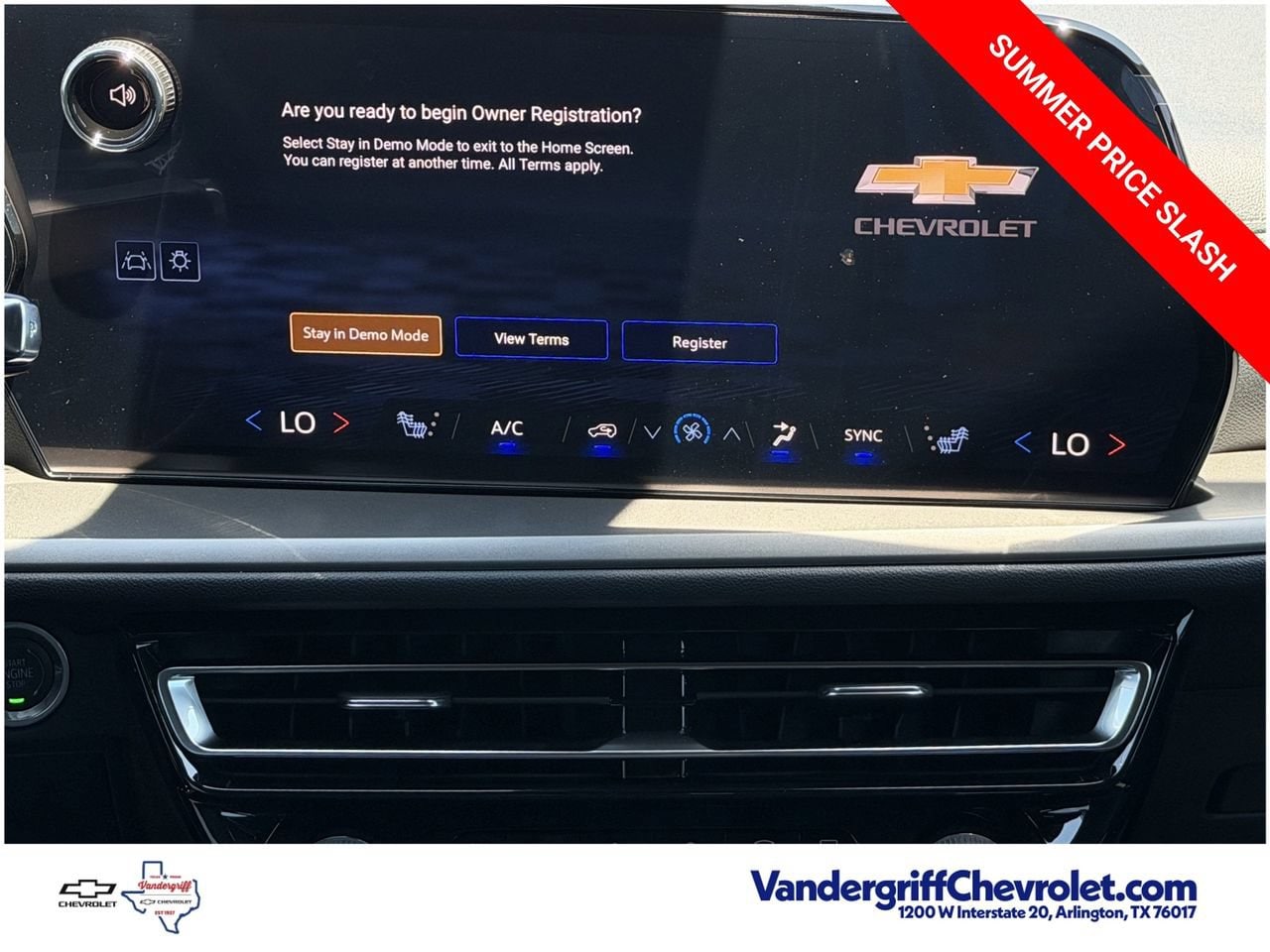 2026 Chevrolet Traverse LT - Photo 15