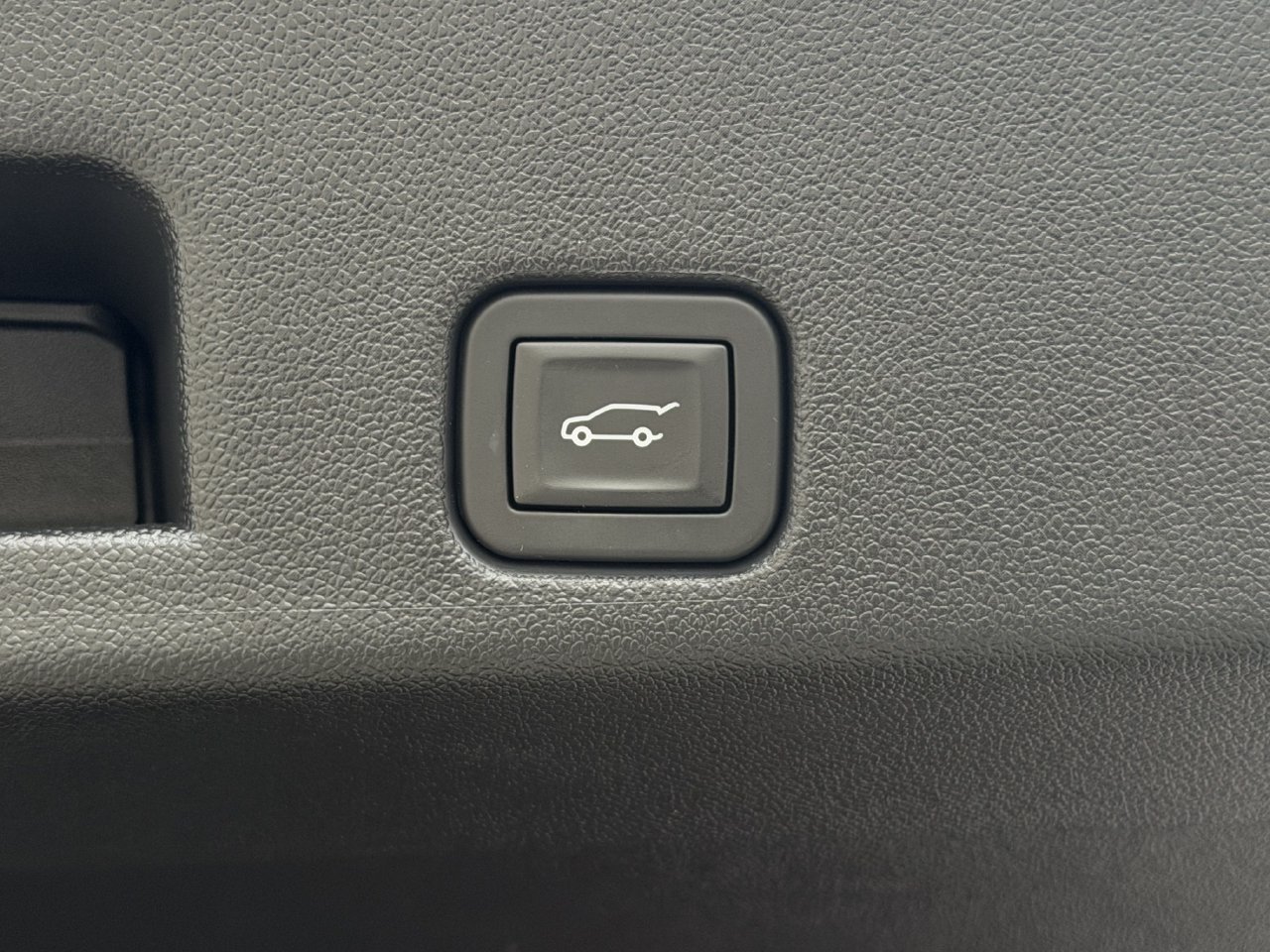 2026 Chevrolet Traverse LT - Photo 31