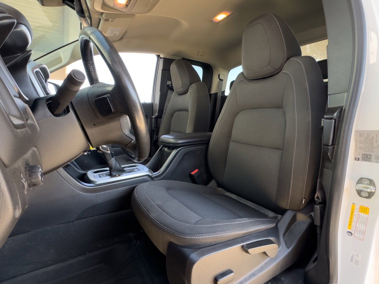 2022 Chevrolet Colorado LT photo 4
