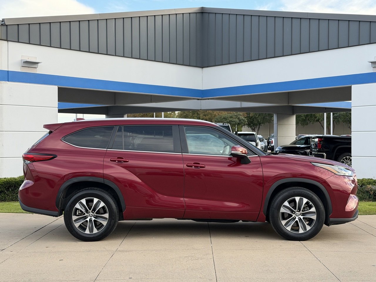 2023 Toyota Highlander Limited Platinum XLE XSE photo 3