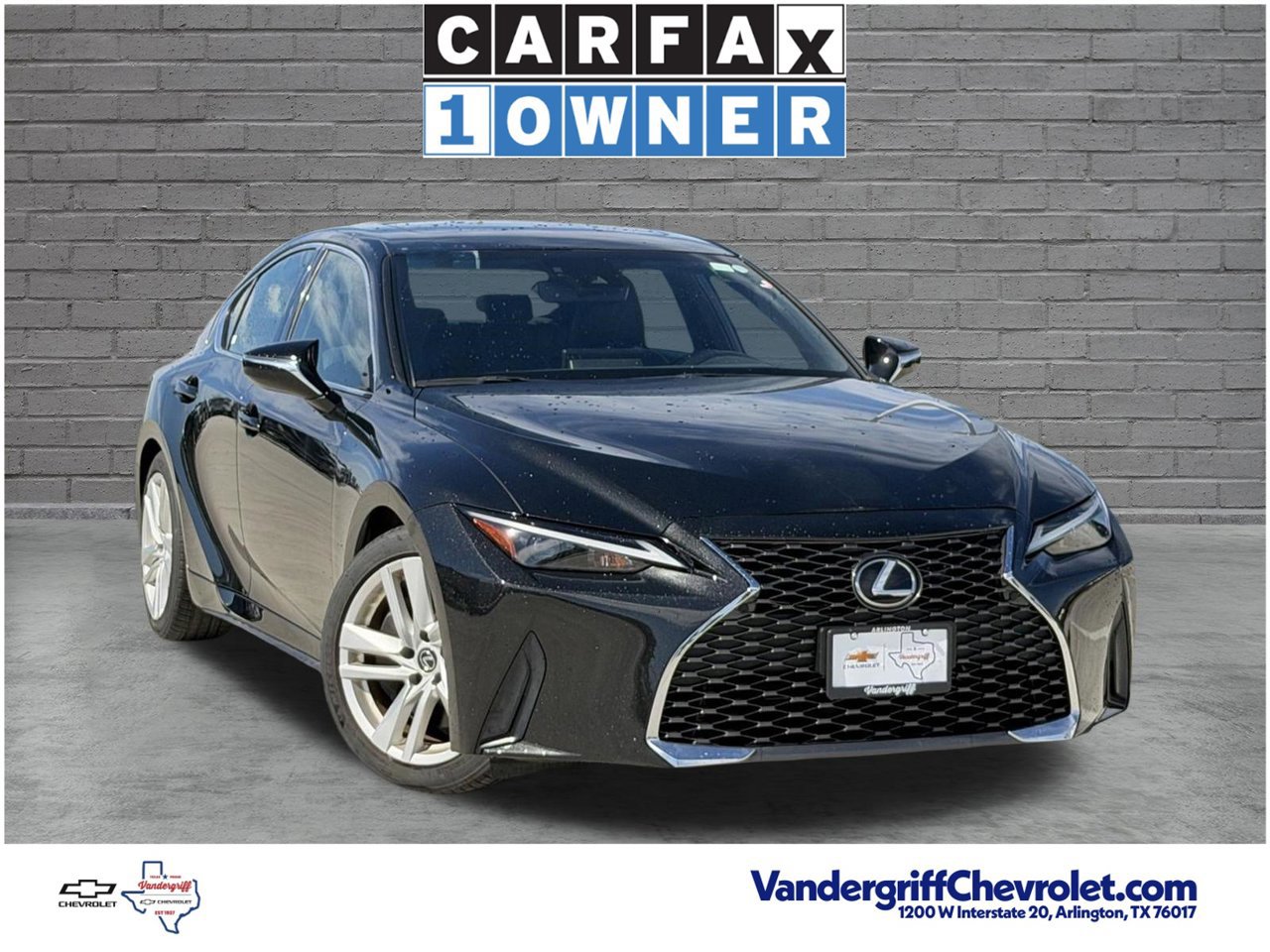 2021 Lexus IS