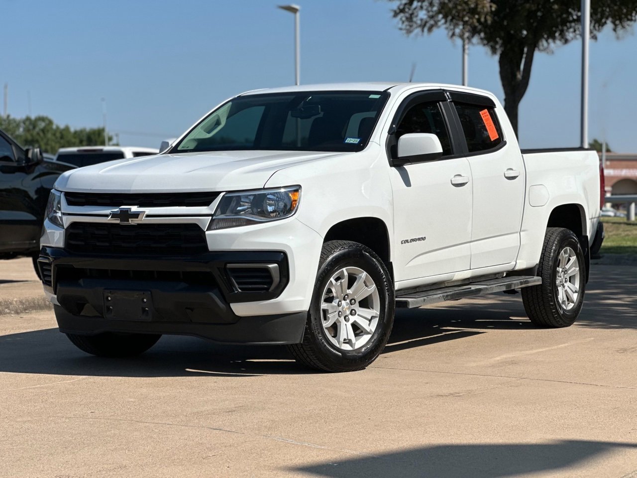 2021 Chevrolet Colorado LT photo 3