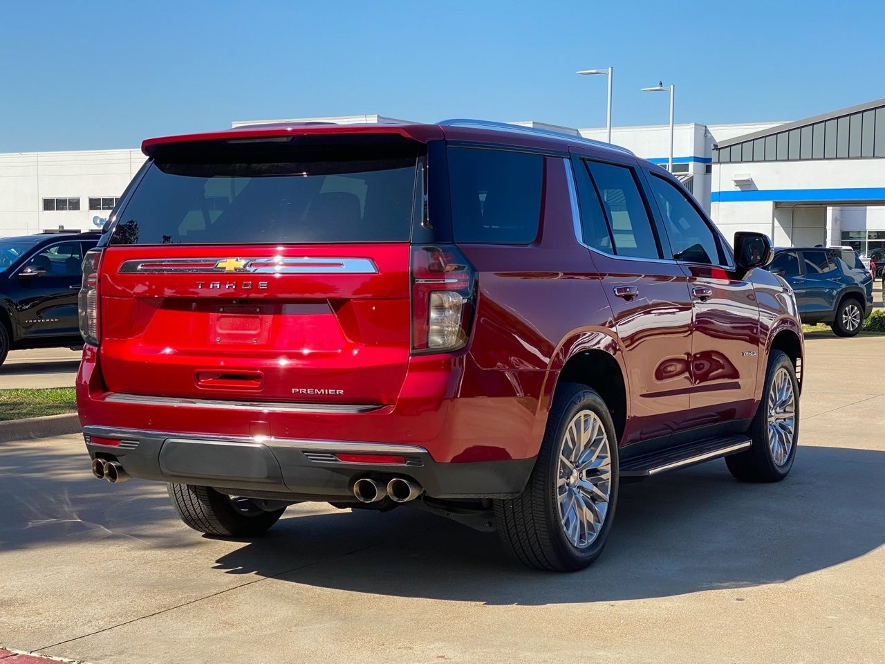 2023 Chevrolet Tahoe Premier photo 2