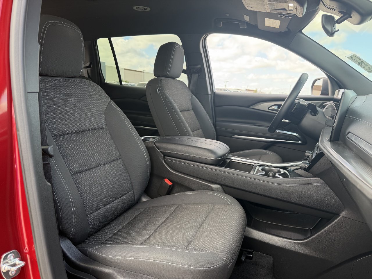 2026 Chevrolet Traverse LT - Photo 26