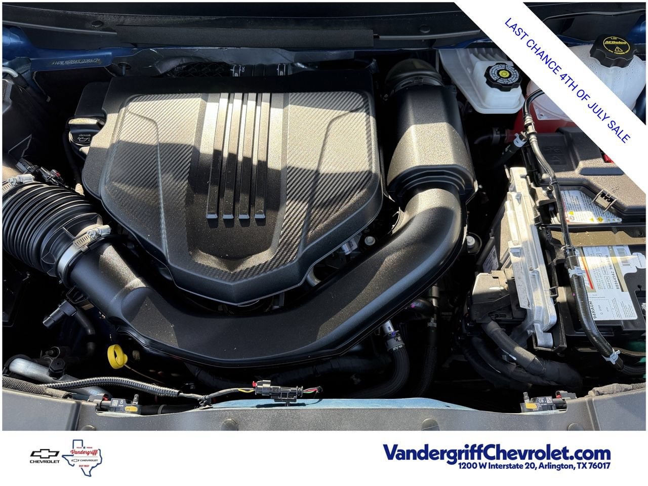 2025 Chevrolet Traverse LT - Photo 30