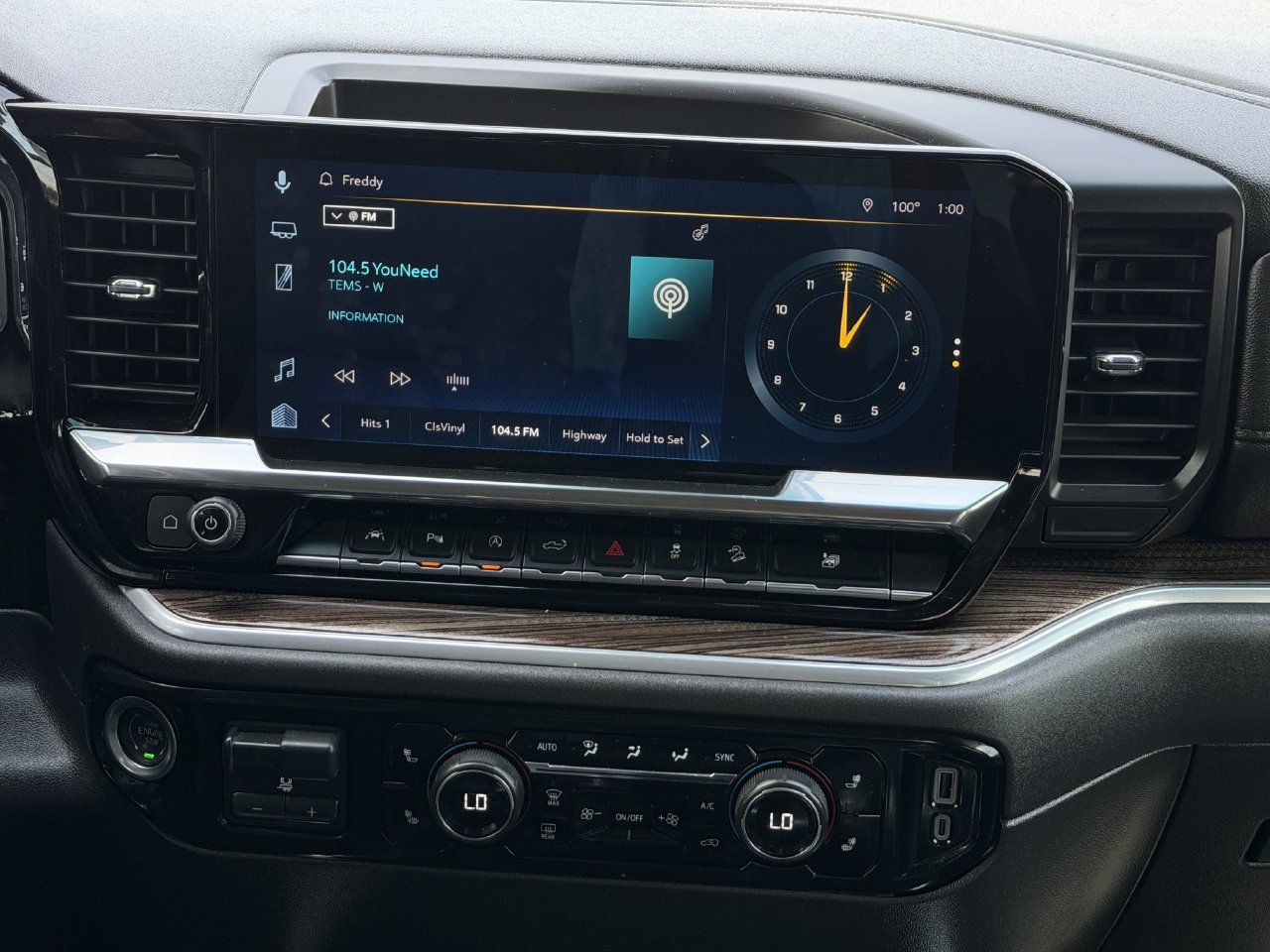 2025 Chevrolet Silverado 1500 LT Trail Boss - Photo 16