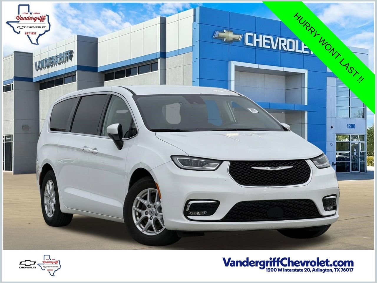 2023 Chrysler Pacifica Touring L
