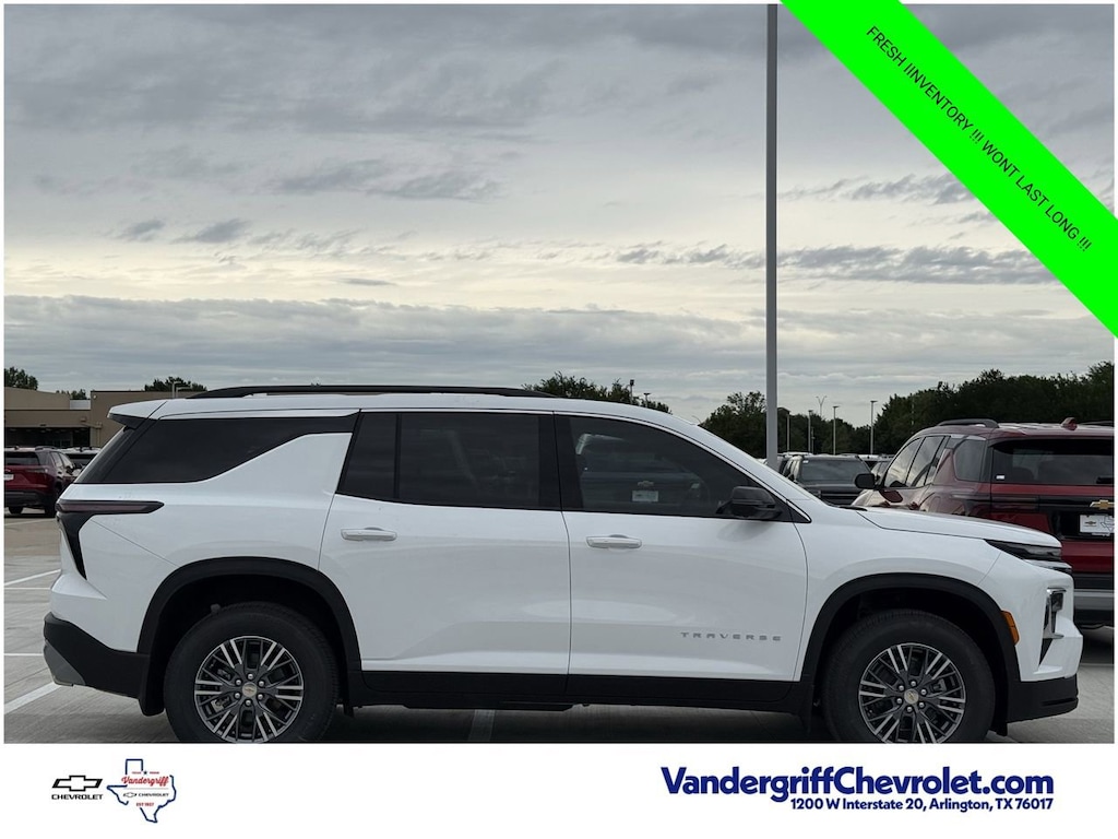 New 2026 Chevrolet Traverse LT SUV