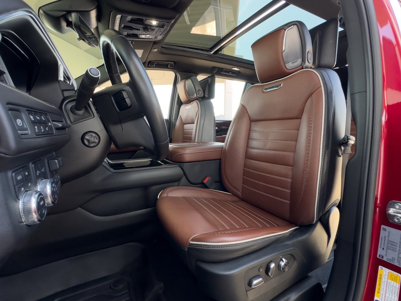 2023 Gmc Yukon XL Denali Ultimate photo 4