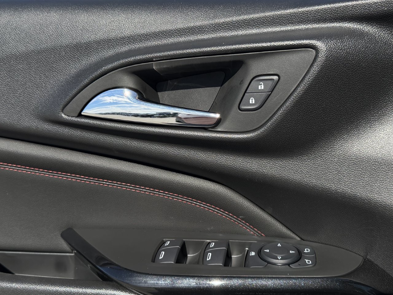2026 Chevrolet Trax RS - Photo 16