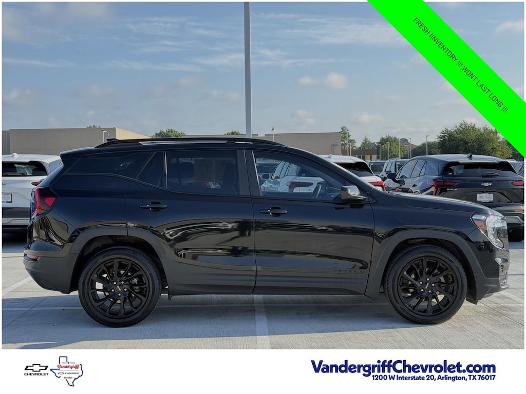 Used 2024 GMC Terrain SLE SUV