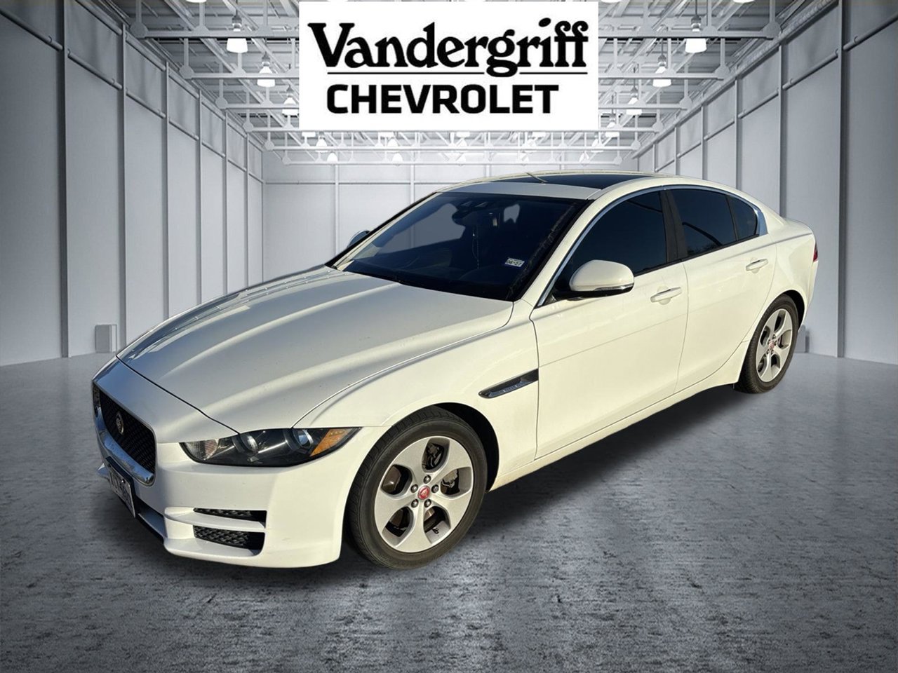 Jaguar XE