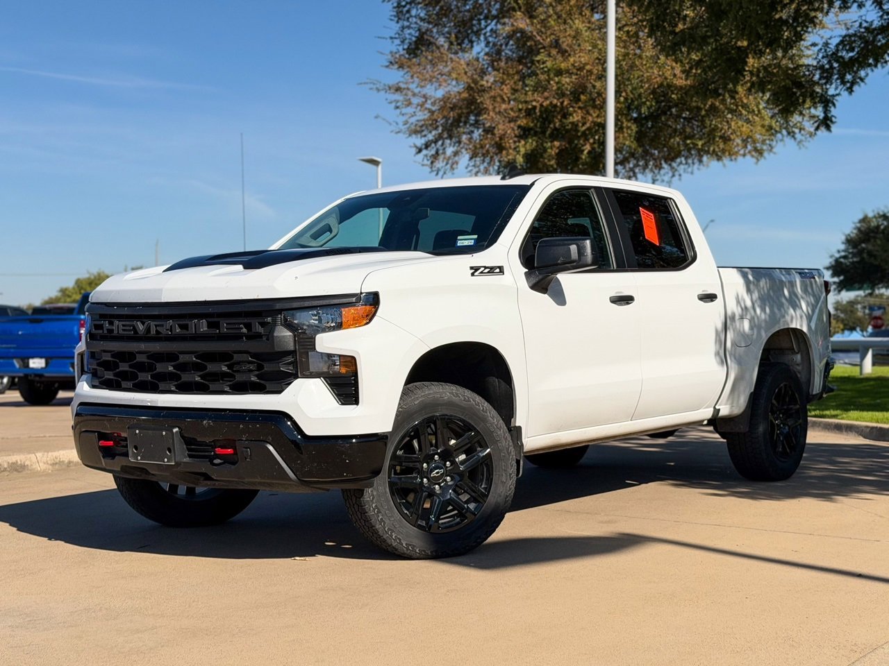 2024 Chevrolet Silverado 1500 Custom Trail Boss photo 3