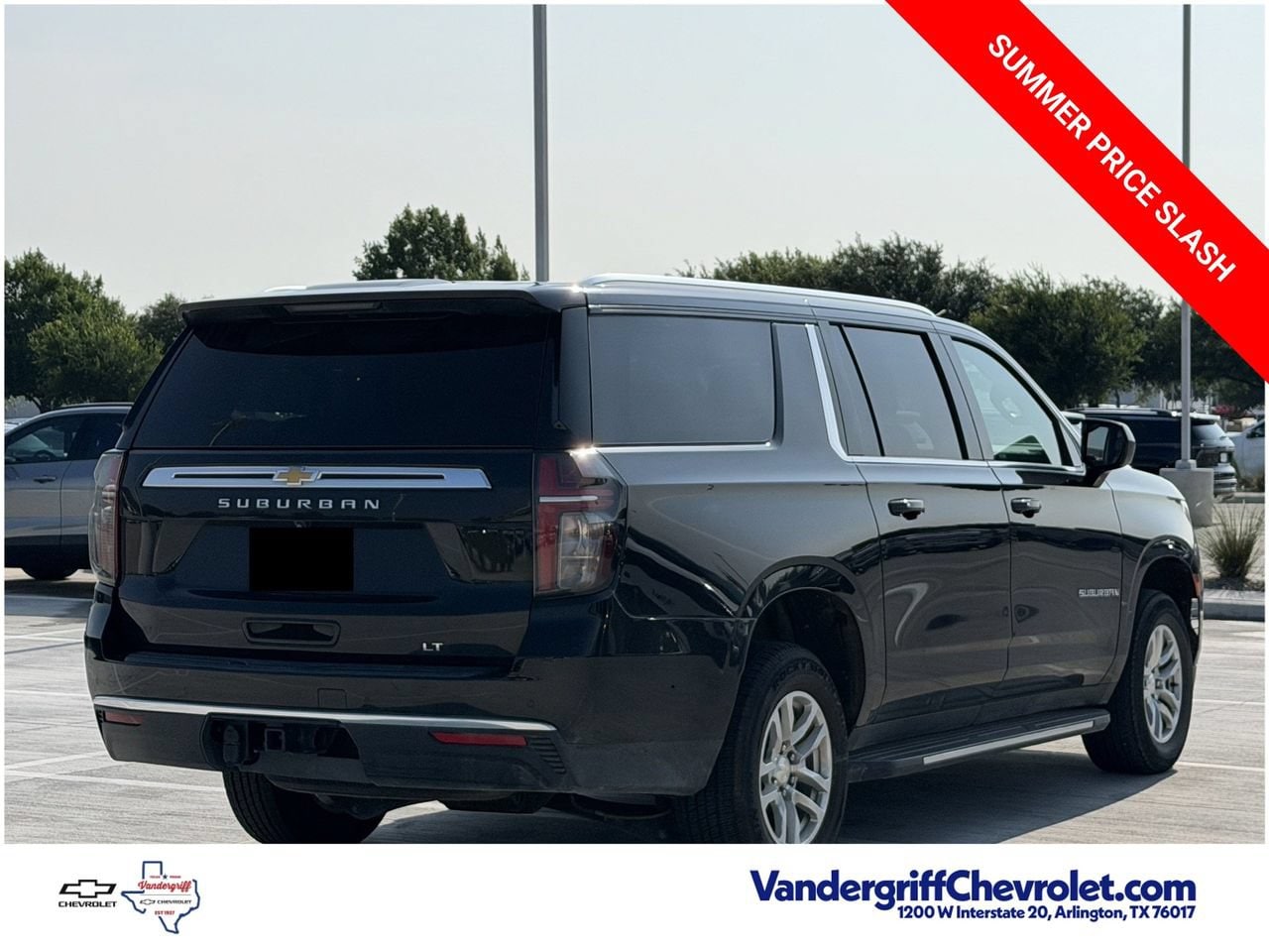 2024 Chevrolet Suburban LT - Photo 4