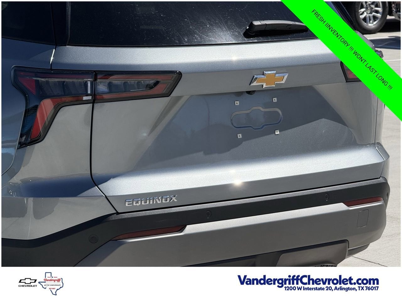 View vehicle photo 6