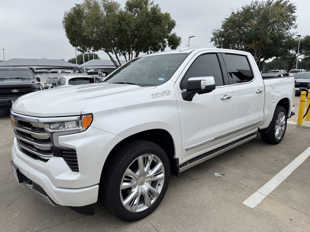 Used 2025 Chevrolet Silverado 1500 High Country Truck Crew Cab