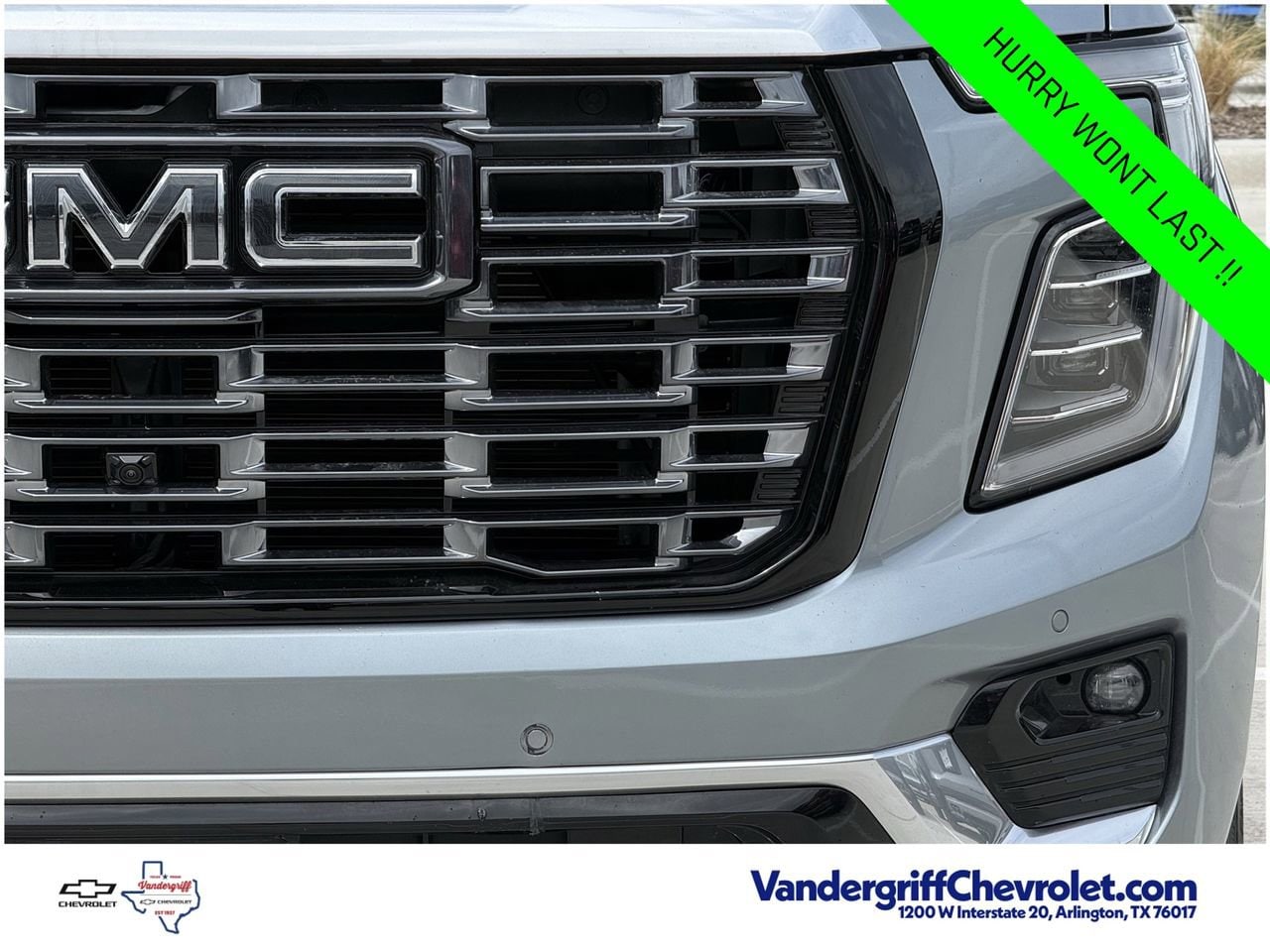 2025 GMC Yukon XL Denali - Photo 8
