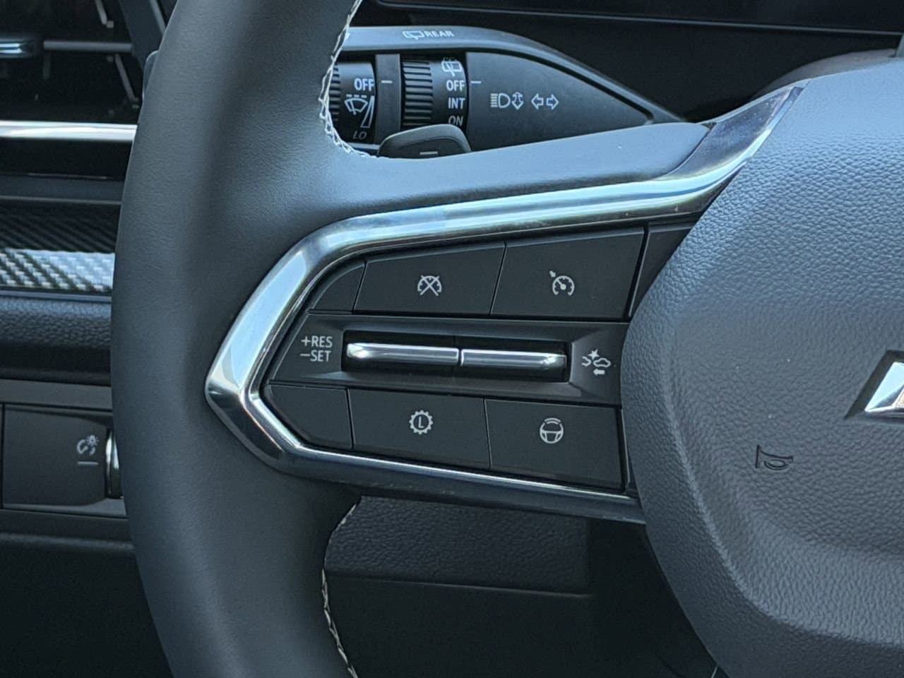 2026 Chevrolet Traverse High Country - Photo 13