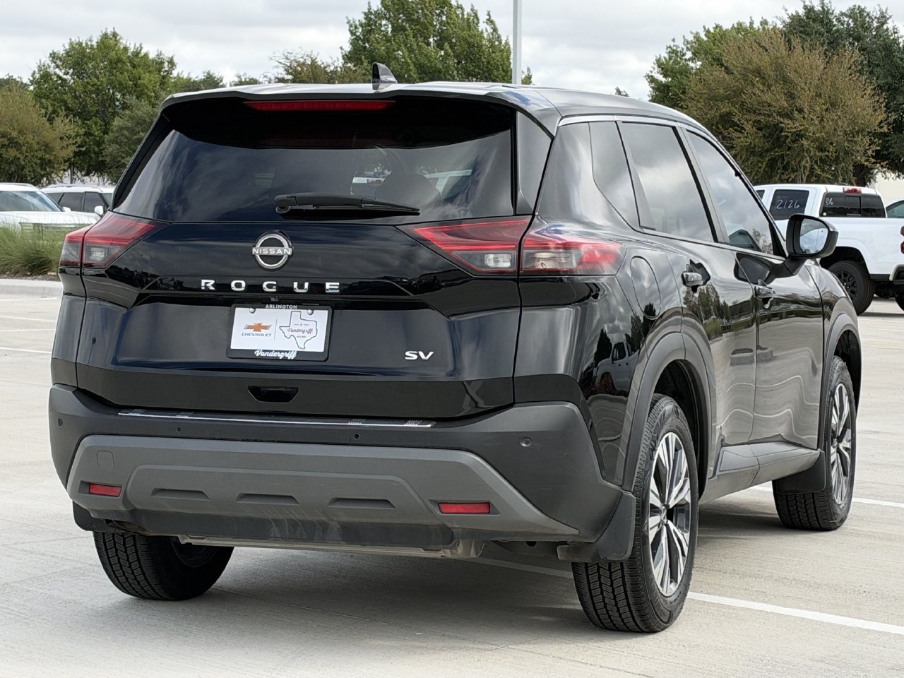 Used 2023 Nissan Rogue SV FWD SUV