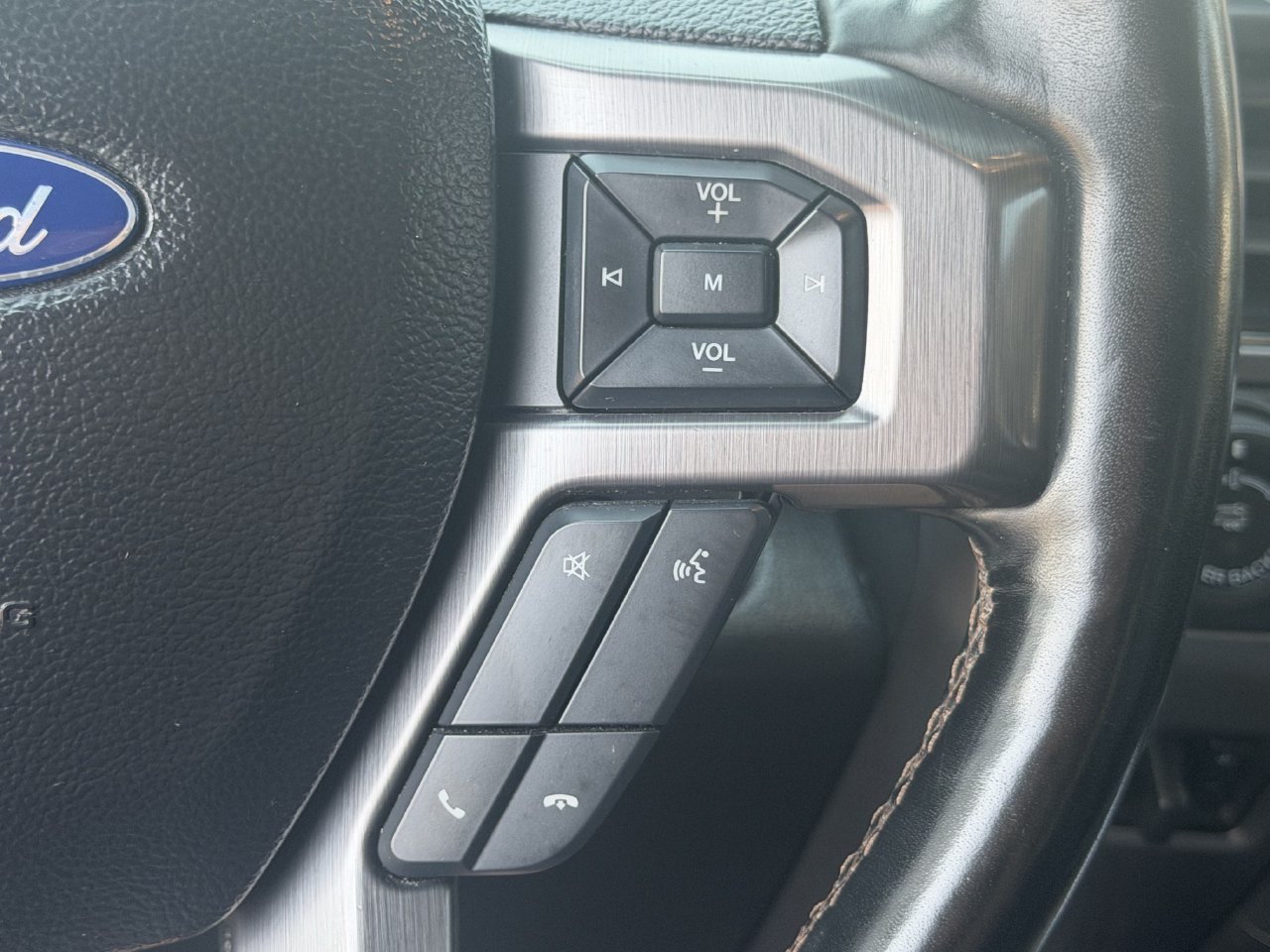 2021 Ford Expedition Platinum - Photo 10