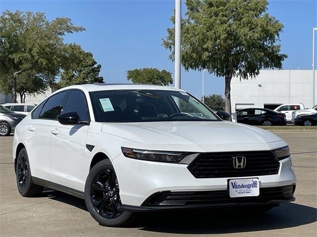 2025 Honda Accord SE photo 2