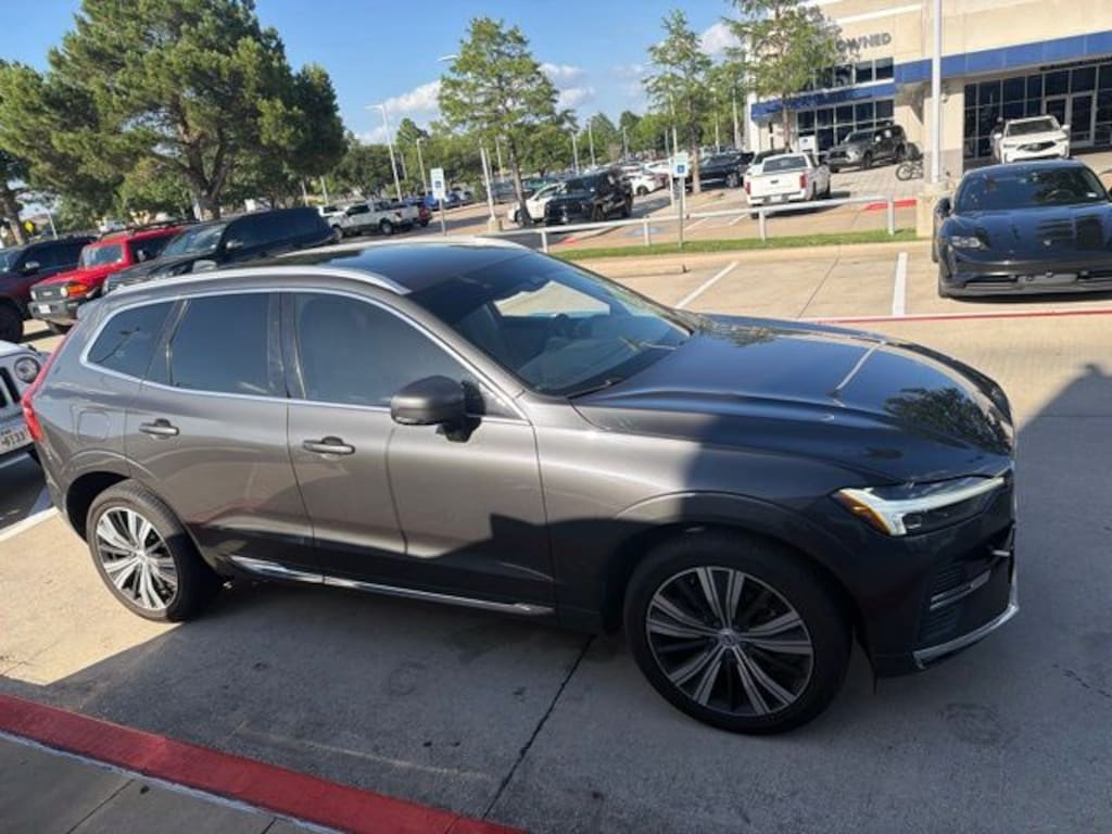 Used 2022 Volvo XC60 B5 Inscription SUV