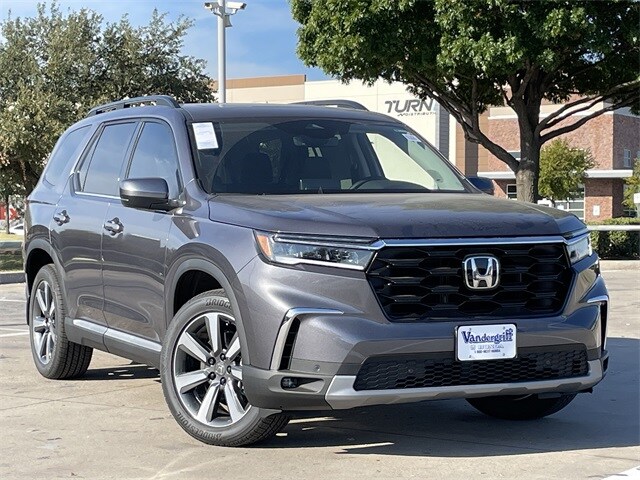 2025 Honda Pilot Touring photo 2