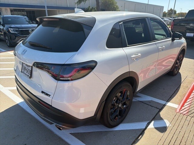 2024 Honda HR-V Sport photo 2