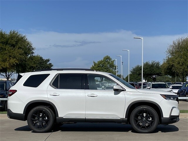 2025 Honda Pilot Touring photo 3