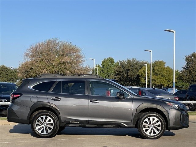 2023 Subaru Outback Premium photo 3