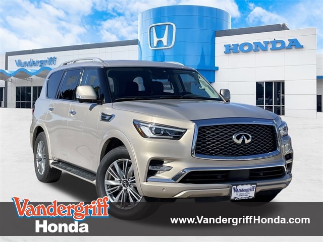 2023 INFINITI QX80 Luxe's photo