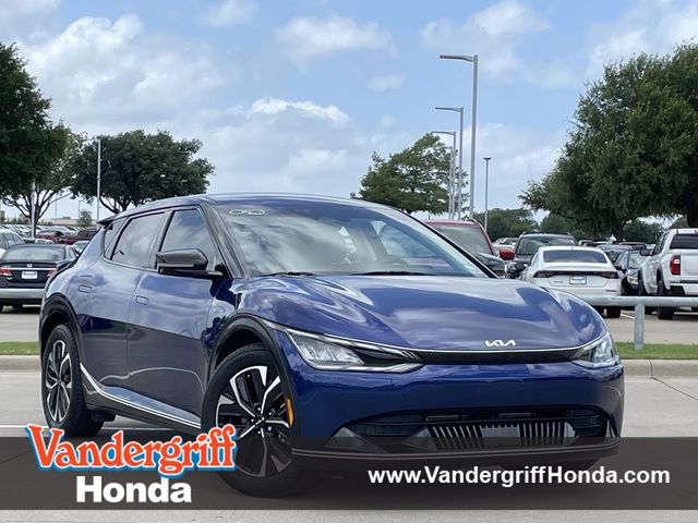 2024 Kia EV6 Wind AWD's photo
