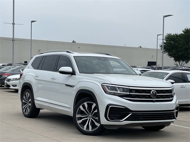 Used 2022 Volkswagen Atlas SEL Premium R-Line with VIN 1V2FR2CA2NC556489 for sale in Arlington, TX