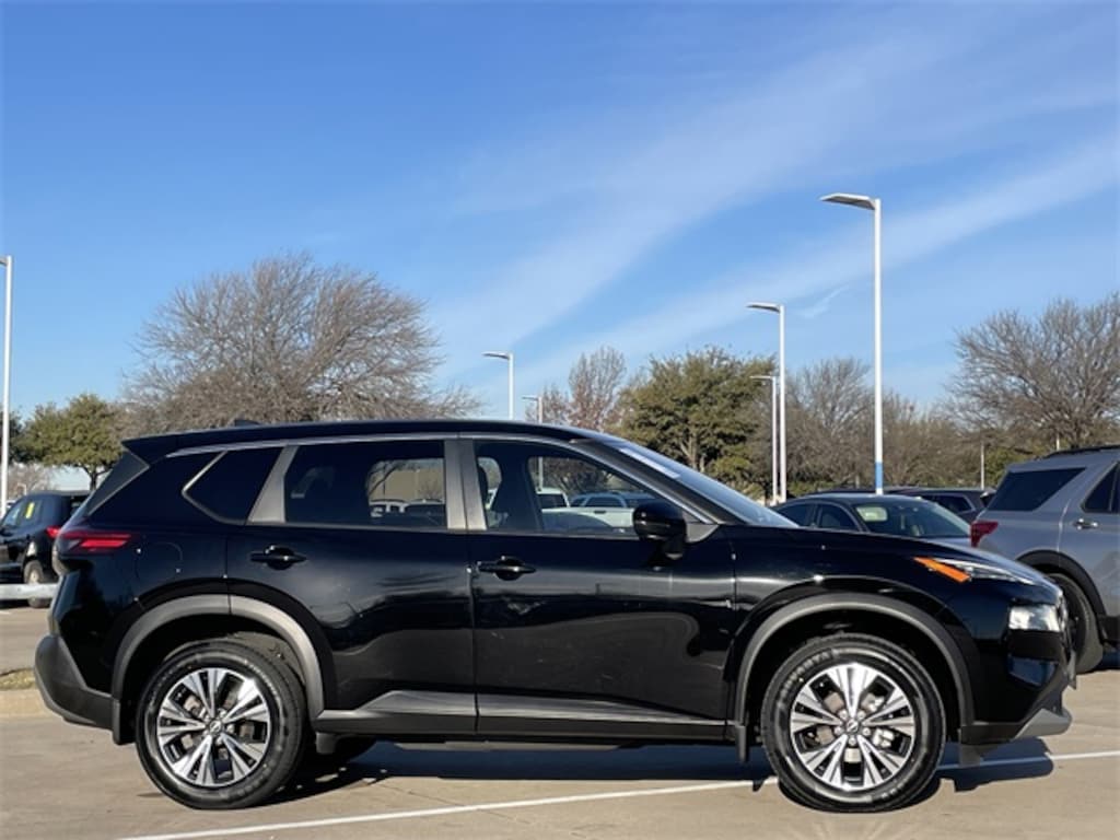 Used 2023 Nissan Rogue SV SUV