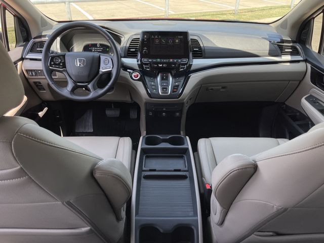 2024 Honda Odyssey Touring - Photo 10
