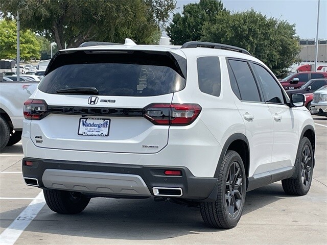 2025 Honda Pilot Touring photo 3