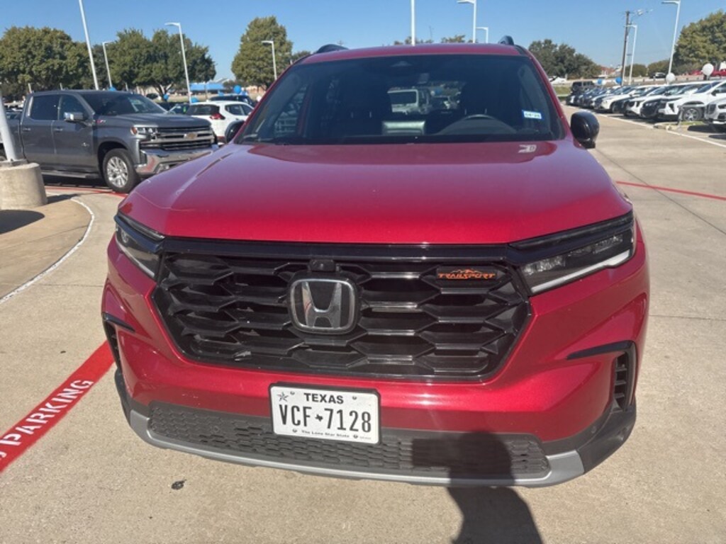 Certified 2025 Honda Pilot TrailSport SUV