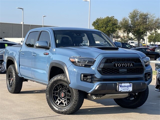 2018 Toyota Tacoma TRD Pro photo 2