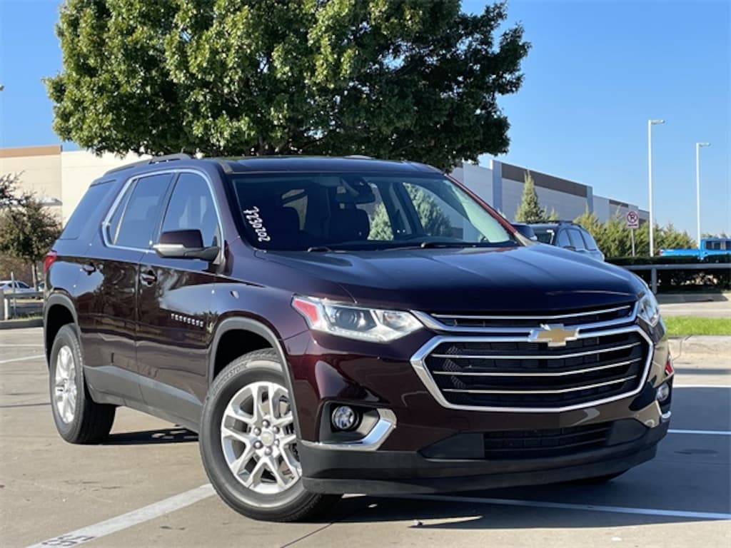Used 2021 Chevrolet Traverse LT SUV