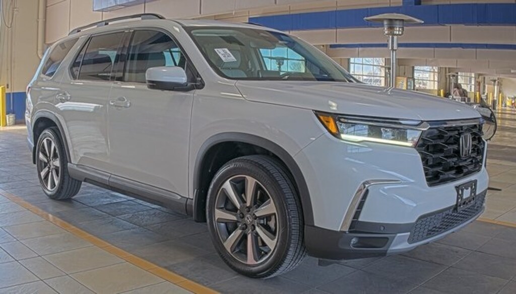 Certified 2025 Honda Pilot Elite SUV
