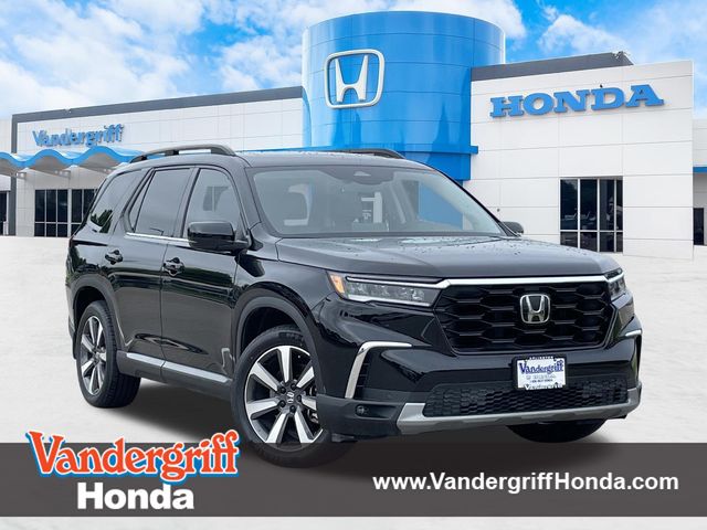 2024 Honda Pilot Touring AWD's photo