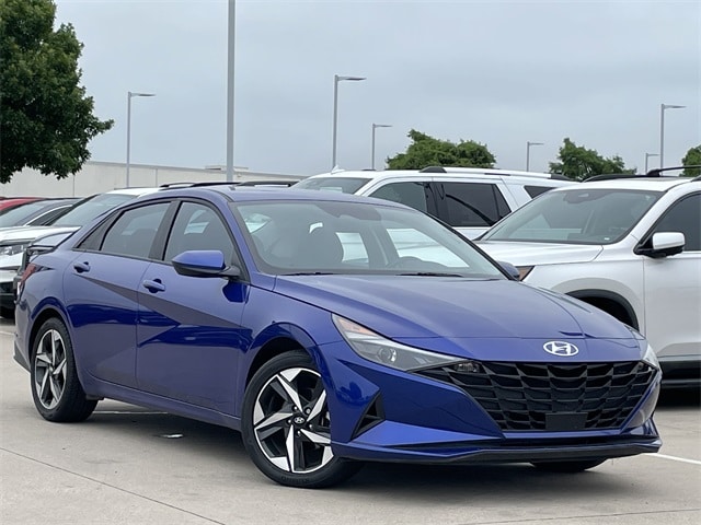 Used 2023 Hyundai Elantra SEL with VIN KMHLS4AG2PU575788 for sale in Arlington, TX
