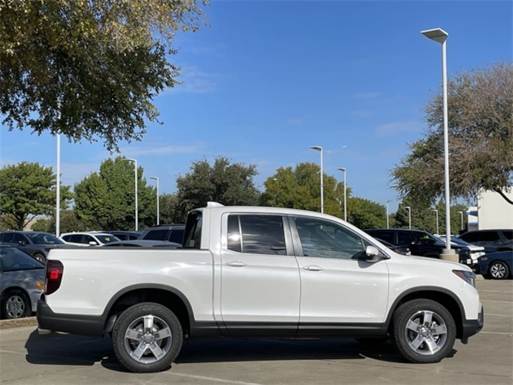 New 2025 Honda Ridgeline RTL Truck Crew Cab